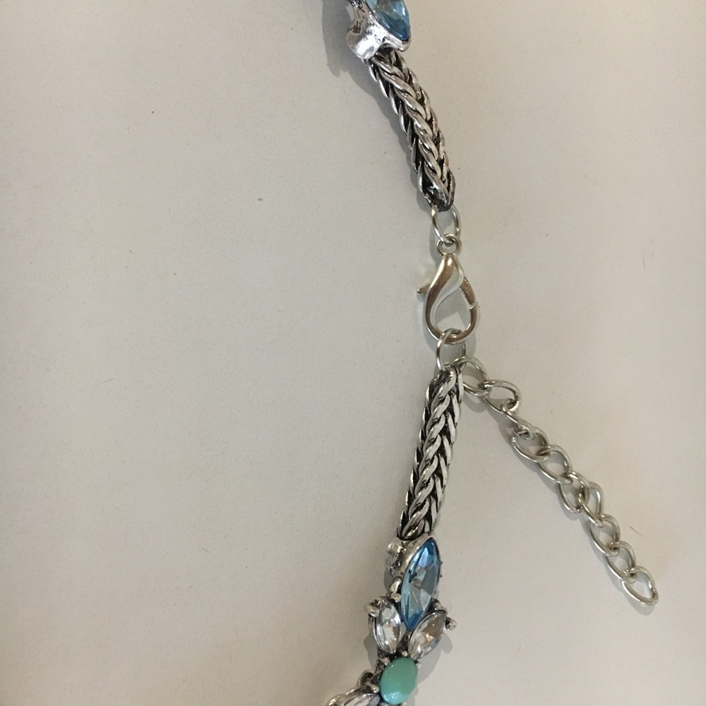 🆕 Pretty Blue Statement Bib Fashion Necklace - Picture 3 of 7